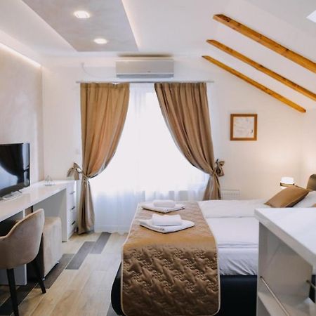 Prima Lux Apartments & Studio Nis Luaran gambar