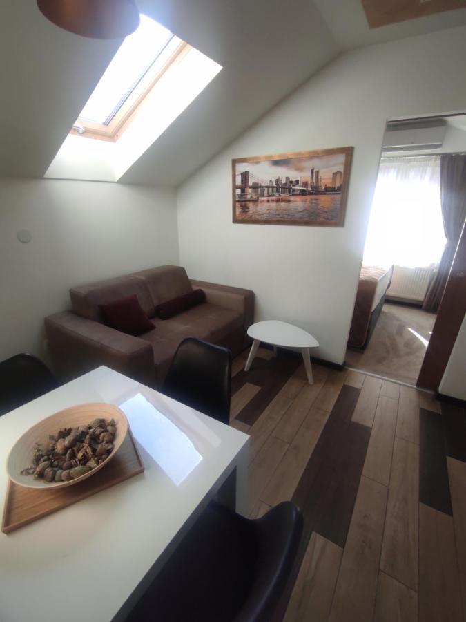 Prima Lux Apartments & Studio Nis Luaran gambar