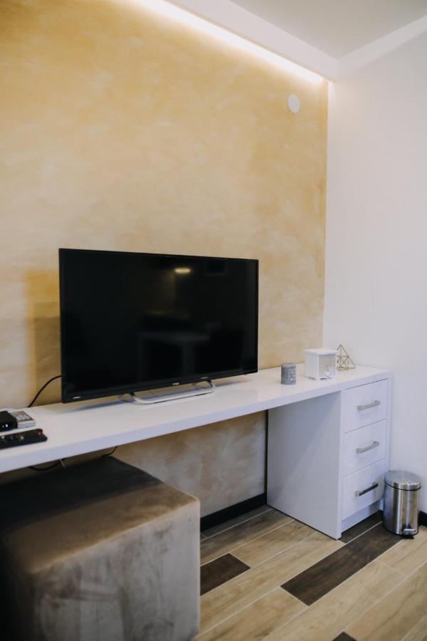 Prima Lux Apartments & Studio Nis Luaran gambar