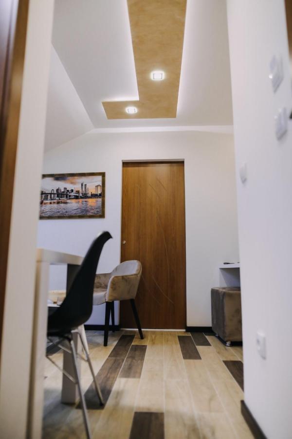 Prima Lux Apartments & Studio Nis Luaran gambar